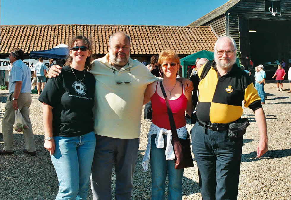 Tanja Sadler, Neil  & Dee Hewitt & Ian Thompson at  Jimmy's Farm Open Day